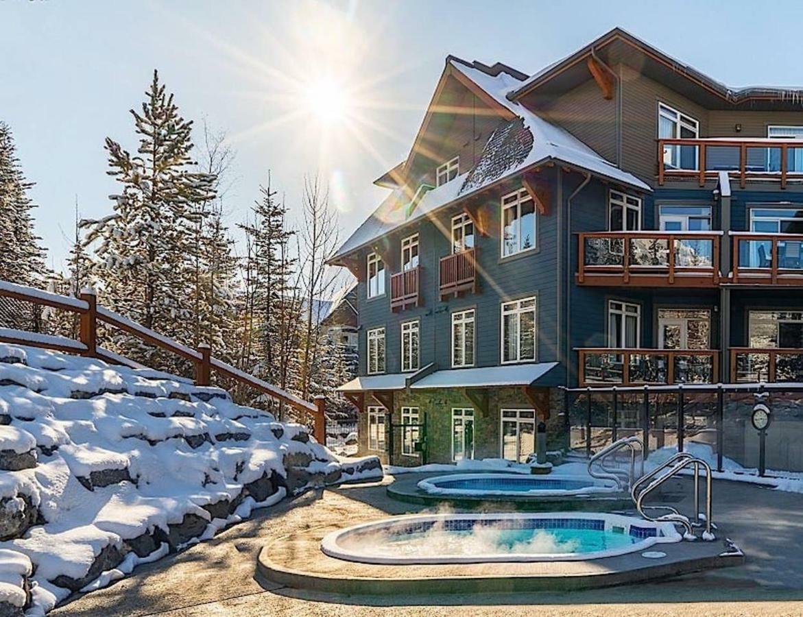 Luxurious & Spacious Mountain Retreat Canmore Exterior foto